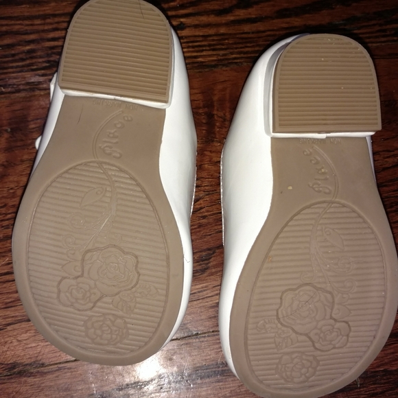 Little heels from Children's Place - Picture 2 of 4